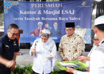 Kisah Inspiratif dari Balaraja: Arie Triyono dan Ridwan Kamil Bersatu dalam Peternakan Terintegrasi