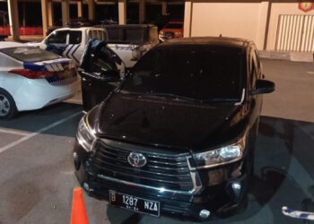 Misteri Inova Hitam Berhari-hari Terparkir di Perumahan BSD Tanpa Pemilik