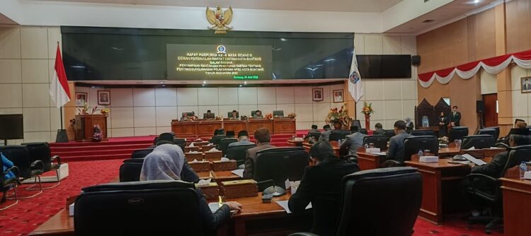 Andi Faiz Pimpin Rapat Paripurna DPRD, Pemkot Sampaikan Raperda Pertanggungjawaban Pelaksanaan APBD