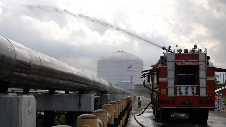 Kebocoran dan Kebakaran Hidrokarbon di Kilang LNG Badak Dapat Dikendalikan dalam Waktu Singkat