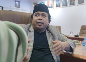 Persuasif, Agus Haris Minta Kafe & Keramba Sekitar Masjid Terapung Ditata