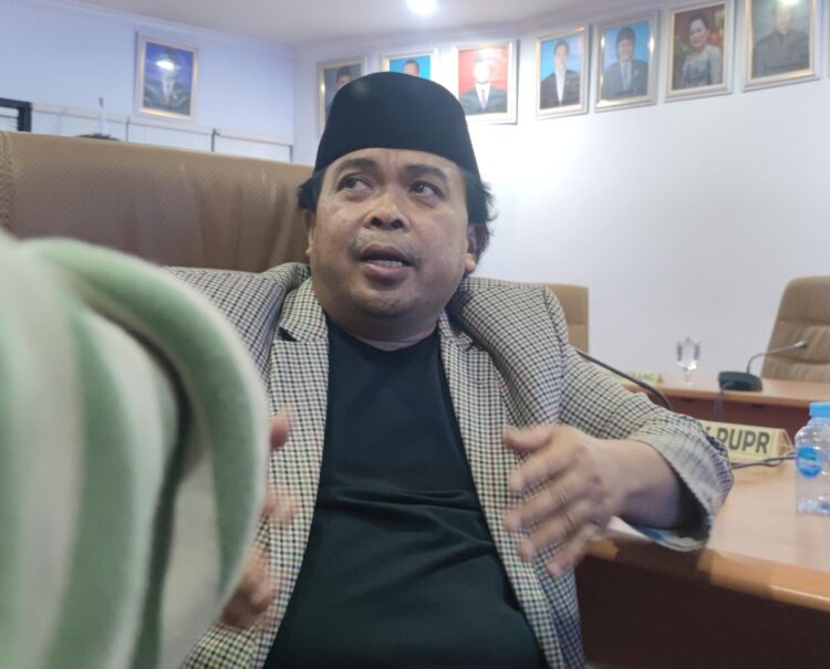 Persuasif, Agus Haris Minta Kafe & Keramba Sekitar Masjid Terapung Ditata