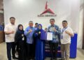 Diserahkan AHY, Erat Bersalam Resmi Terima Rekomendasi Demokrat