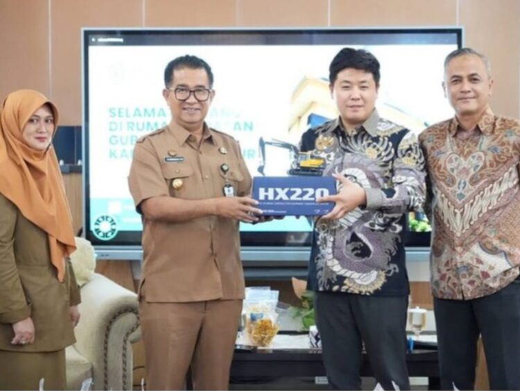 Temui Pj Gubernur, Hyundai Akan Bangun Workshop Alat Berat di Karang Joang