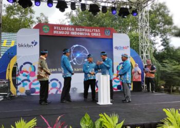 Pj Gubernur Akmal ‘Labeli’ Bontang Penurunan Stunting Terendah se-Kaltim