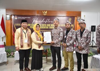 KPU Bontang Terima Berkas Pencalonan Pasangan Neni – Agus Haris