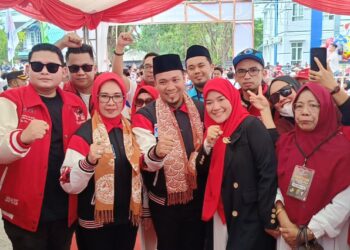 Diantar Ribuan Pendukung, Najirah Optimis Menangkan Pilkada Bontang di Angka 65%