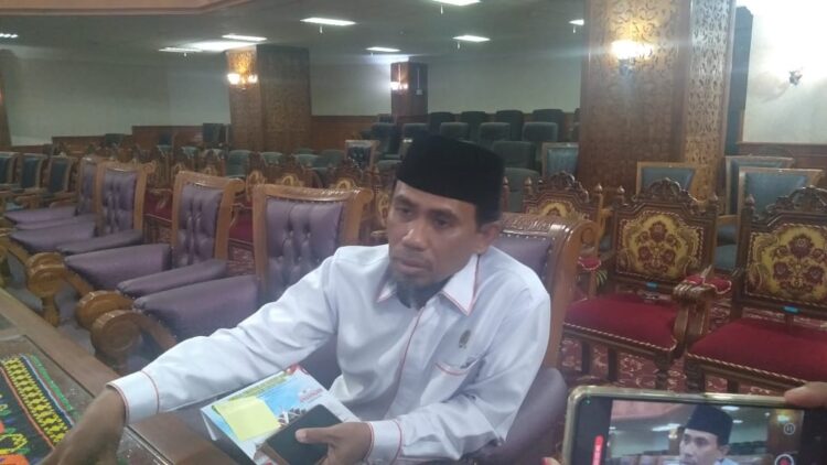 Ketua Sementara DPRD Kutim Soroti Antrean di SPBU, Pola Distribusi Harus Diperhatikan