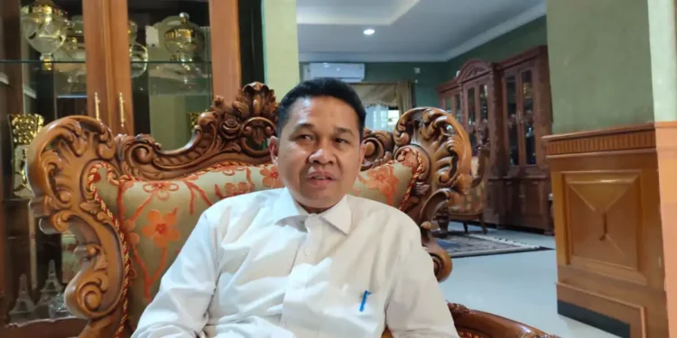 Soal Fenomena Pasar Tumpah, Joni Ingatkan Melanggar Regulasi