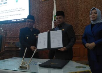 DPRD Kutim Gelar Dua Rapat Paripurna, Bahas Perubahan KUA dan RPJD
