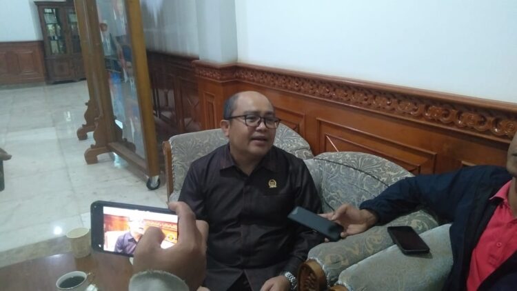 Novel Tyty Minta Pemkab Kutim Tertibkan Praktik Jual-Beli BBM Eceran “Pertamini”