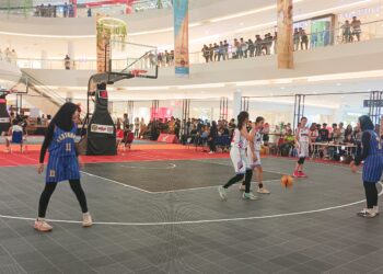 Kembangkan Potensi Atlet Muda, Dispora Kaltim Selenggarakan Turnamen Basket 3×3