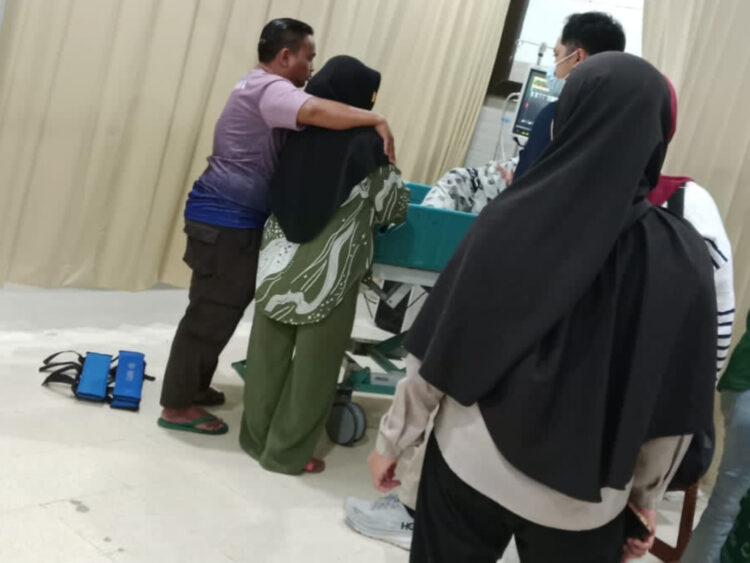 Seorang Wanita Tabrak Pot Bunga Median Jalan di Loktuan, Kondisi Kritis