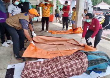 Terhempas Gelombang Kapal Pemancing Bontang Tenggelam, 1 Orang Meninggal Dunia