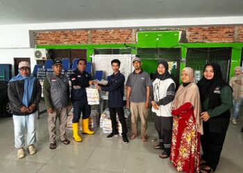 Sasar 3 Kelurahan, Pupuk Kaltim Salurkan 800 Paket Makanan Bagi Warga Terdampak Banjir Bontang