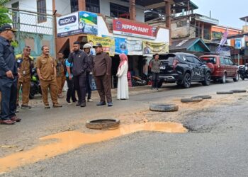 Lagi, Komisi C Desak PUPRK Perbaiki Jalan di Lok Tuan, Didengar Kah?