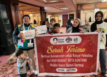 Donasi Warga Bontang untuk Pengungsi Palestina di Ankara Telah Diserahkan
