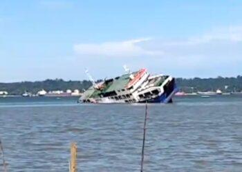 Breaking News, Kapal Feri KMP Muchlisa Tenggelam di Perairan Teluk Balikpapan
