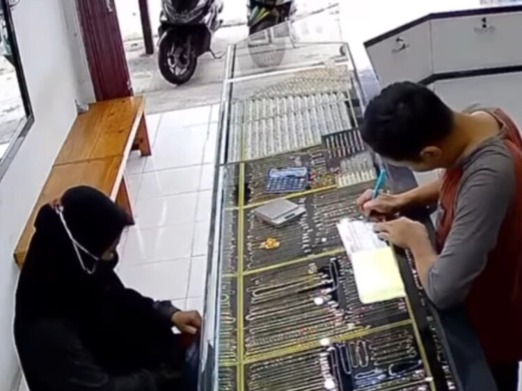 Modus Pura-pura Beli, Penipu Sikat 10 Gram Emas di Tanjung Laut Indah