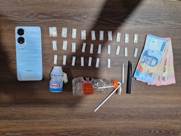 Pria di Loktuan Kedapatan Sembunyikan 11,09 Gram Sabu dalam Botol Susu Fermentasi