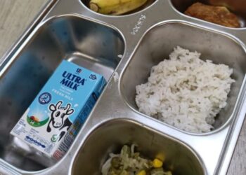 Hari ke 4 Makan Bergizi Gratis Jangkau 11 Sekolah, Baru Dua Dapur Aktif