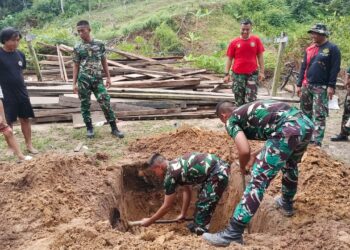 Rumah Rahman dapat Bantuan RTLH dari TMMD, Jamban Sehat Mulai Dibangun