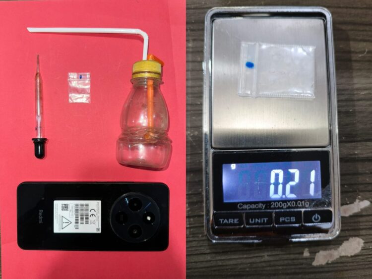 IRT di Muara Badak Nyambi Jual Sabu di Rumah, Barang Bukti 0,21 Gram & Alat Hisap