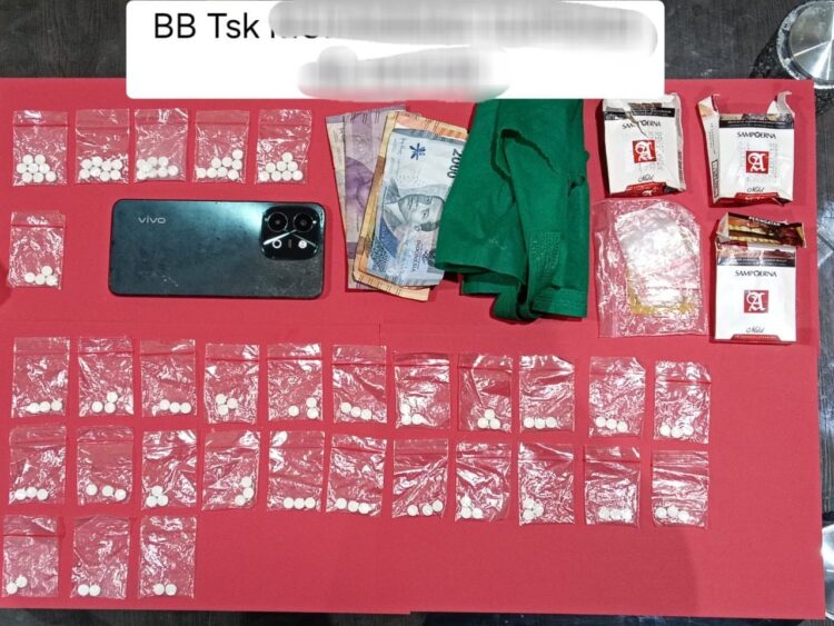 Polres Bontang Ungkap Kasus Pil LL, Dua Tersangka dengan 1.365 Butir Barang Bukti