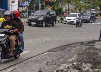 Warga Minta Dishub Bontang Awasi Ketat Truk Material, Cegah Tumpah di Jalan