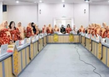 DPPPA Kolaborasi DWP Kutim Gelar Sosialisasi Bertajuk Enterpreneur