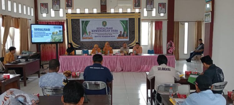 Tingkatkan Kapasitas Aparatur Tentang Kewenangan Desa, DPMDes Kutim Gela Sosialisasi di Kaliorang