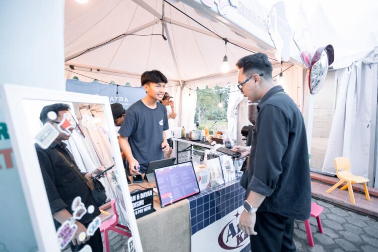 Gerakkan Ekonomi Lokal, Puluhan UMKM Catat Omzet Rp1 Miliar Lebih Selama Pupuk Kaltim Fest 2025