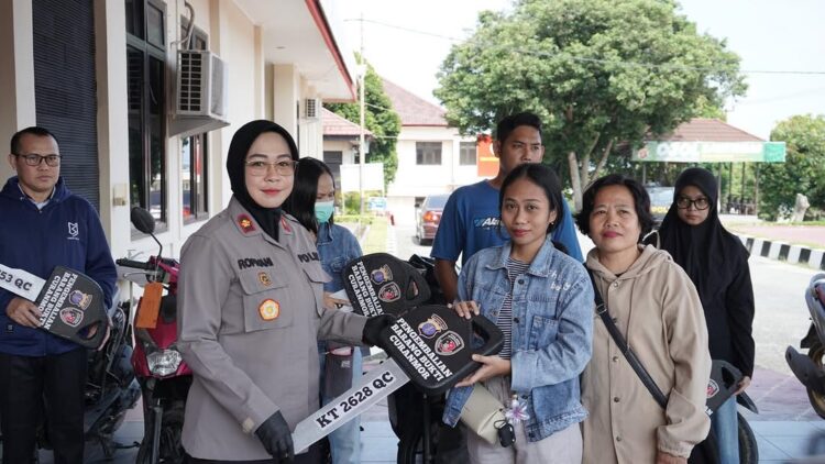 Polres Bontang Kembalikan 7 Motor Barang Bukti Pencurian ke Pemilik, Tanpa Biaya