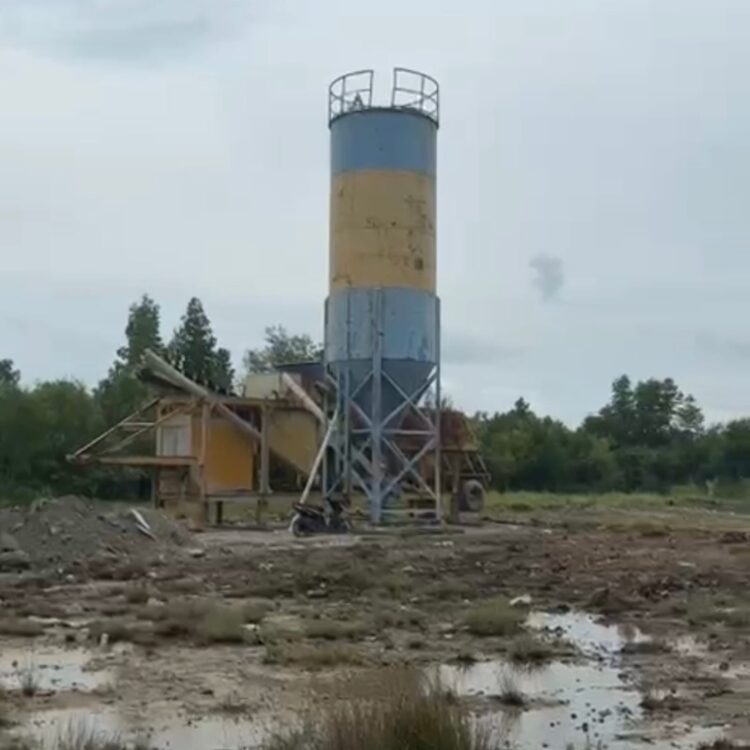 Tanpa Sosialisasi, Pembangunan Batching Plant di Tanjung Laut Indah Ditolak Warga