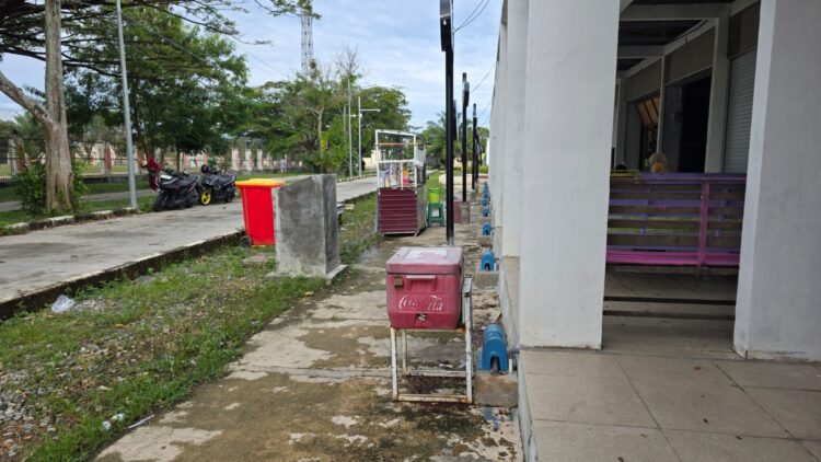 Meski Tak Digunakan, Pedagang Lang-lang Tetap Bayar Air PDAM Rp50 Ribu per Bulan