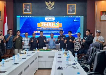 Potong Tumpeng Tandai Peringatan HPN dan HUT ke-6 JMSI di Bontang