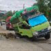Truk Full Muatan Amblas di Desa Suka Rahmat, Arus Lalu Lintas Terganggu