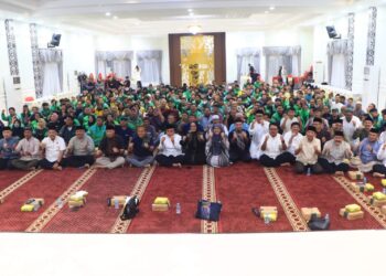 Buka Puasa Bersama Ojol, Pemkot Bontang Janji Siapkan Shelter dan Bantuan Jas Hujan