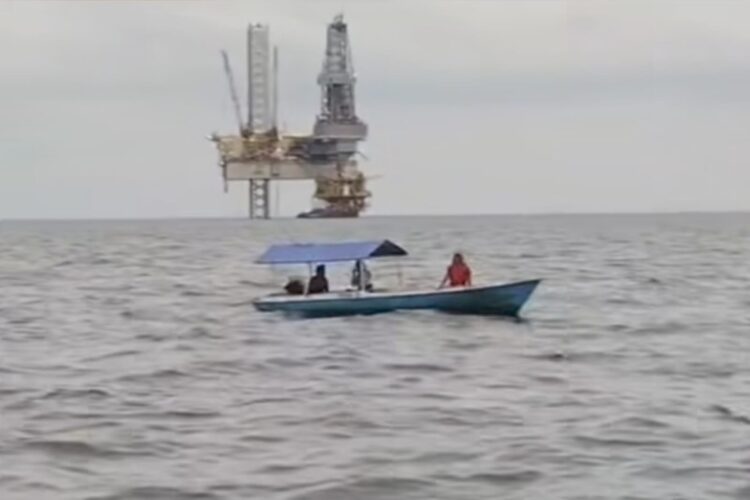 Mesin Kapal Rusak, 3 Pemancing Asal Guntung Terjebak di Wilayah Perairan BUI 1   