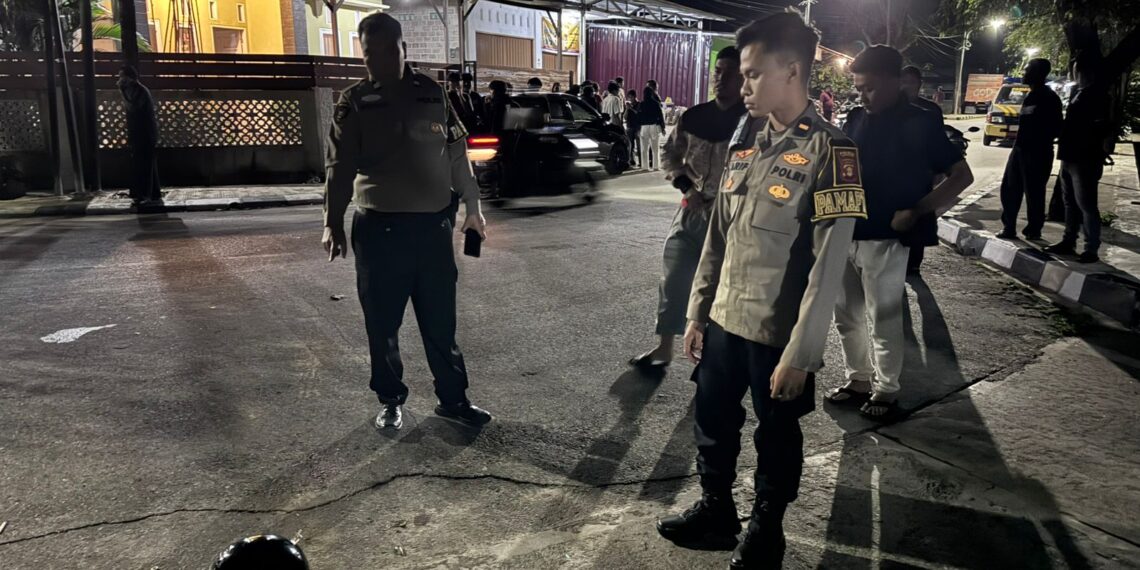 Layanan 110! Kasus Penikaman di Jalan Tomat, Korban Dilarikan ke Rumah Sakit