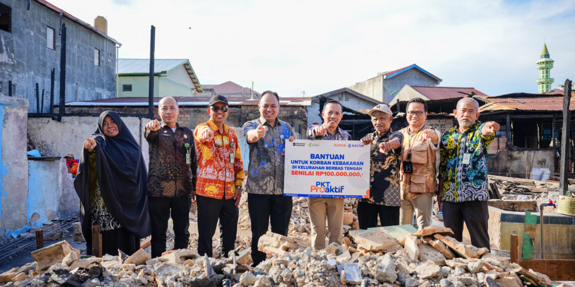Dukung Pemulihan Pasca Bencana, PKT Proaktif Salurkan Rp100 Juta Bagi Korban Kebakaran Berebas Tengah