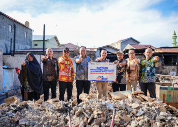 Dukung Pemulihan Pasca Bencana, PKT Proaktif Salurkan Rp100 Juta Bagi Korban Kebakaran Berebas Tengah