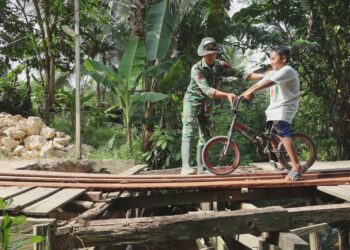 Jembatan Masdarling Sudah Lama Butuh Perbaikan, Sem Nalpa Puji Kerja Satgas TMMD