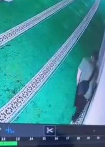 Kotak Amal Masjid Terapung Bontang Dibobol, Pelaku Tampak Tahu Titik Buta CCTV