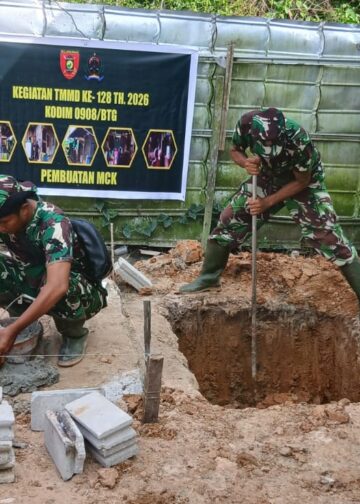 Satgas TMMD Wujudkan Sanitasi Sehat, MCK di Ponpes DDI Mulai Pemasangan Batako