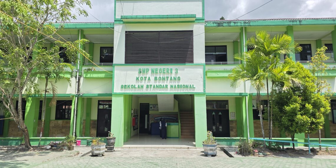 SMPN 3 Bontang Pernah Raih Predikat Sekolah Standar Nasional