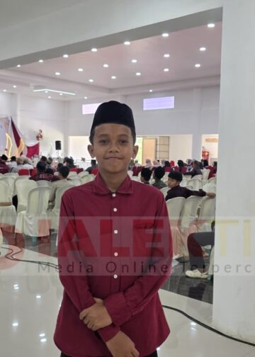 Fa’i Ziqri Rampungkan Hafalan 30 Juz di Usia SMP, Ingin Lanjut Belajar ke Luar Negeri