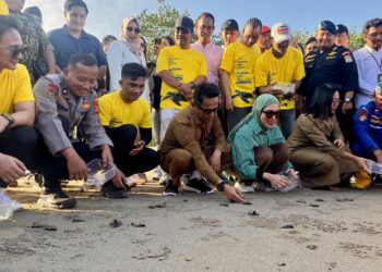 Lepas 80 Tukik, Rahmad Mas’ud Apresiasi Kepedulian JMSI Balikpapan