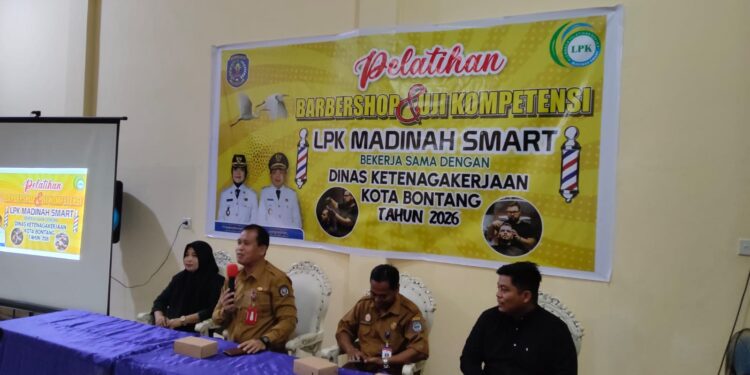 Pelatihan Barbershop Dimulai, Disnaker Bontang Bekali 28 Peserta Siap Bersaing Lahirkan Wirausaha Baru