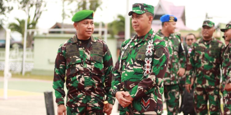 Pangdam VI/Mulawarman Kunjungi Kodim 0908/Bontang, Berikan Arahan Kepada Prajurit